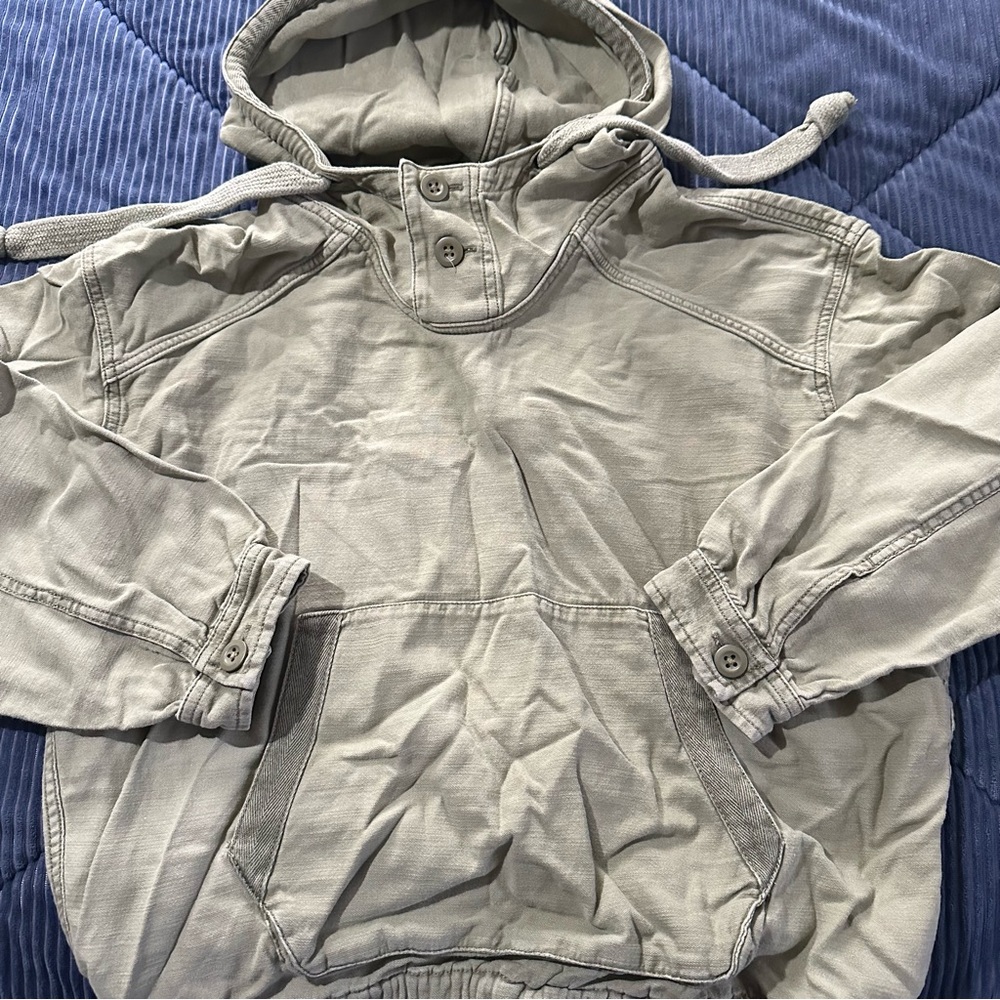 Army green cotton hoodie 
American eagle